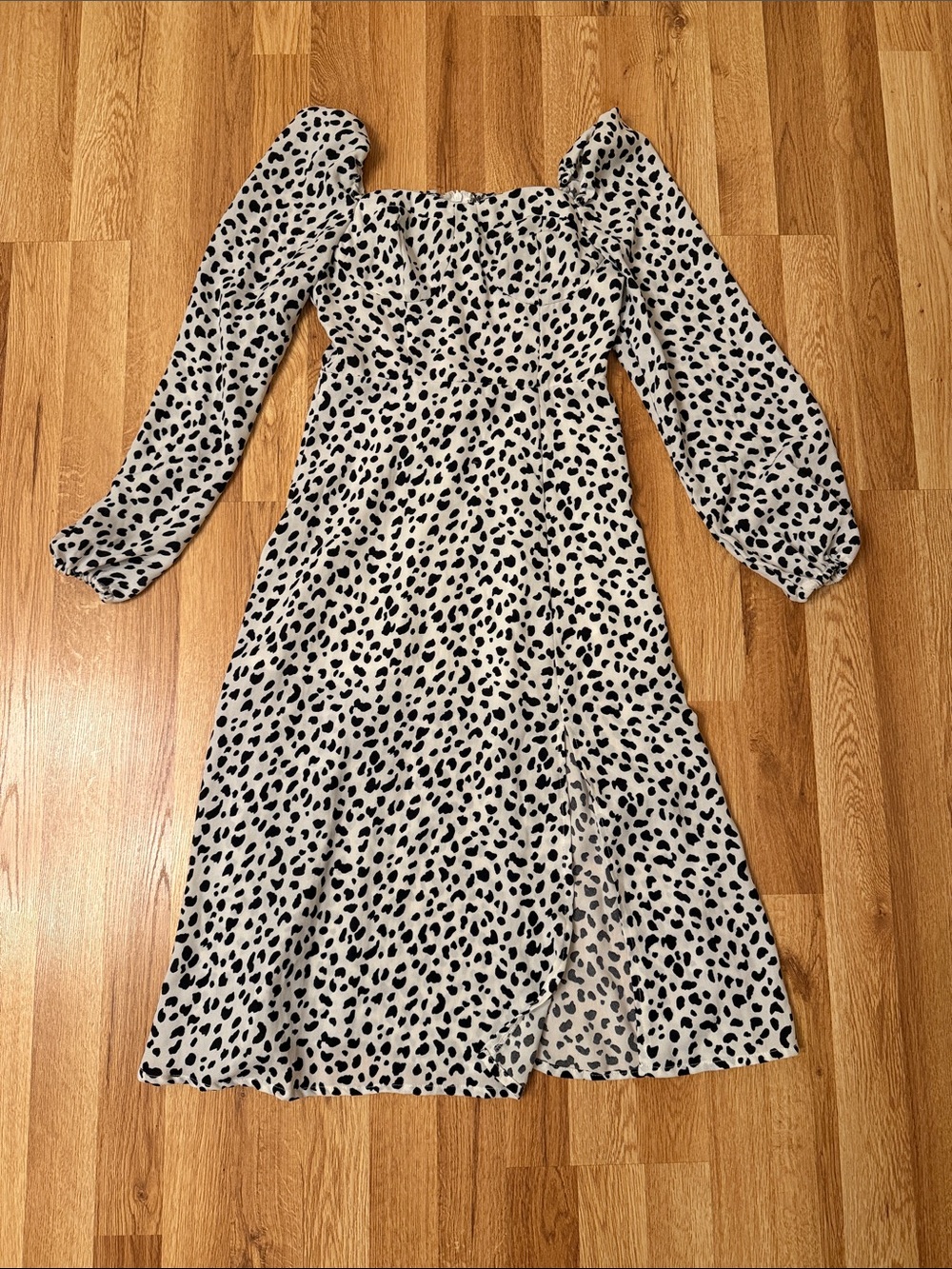 Source Unknown White Midi Dress with Black Spot Print